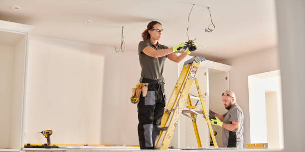 Best Licensed Electrician  in Northdale, FL